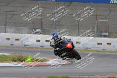 media/Oct-15-2022-Fastrack Riders (Sat) [[9a18b22502]]/Level2/Turn 9 1130am/